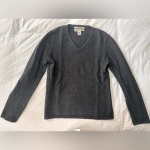 100% Cashmere V-Neck Sweater Dark Grey